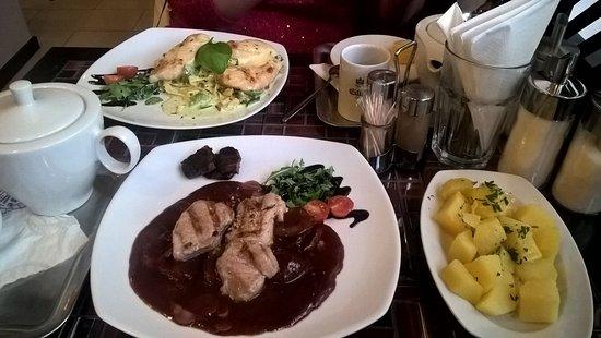 Cafe Illusion History